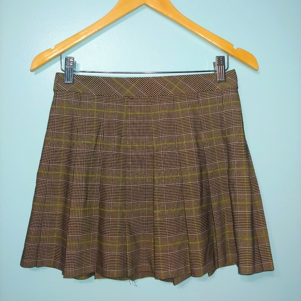 Aritizia Sunday Best "Olive" Mini Skirt Pleated Plaid Size 2 - Picture 2 of 8